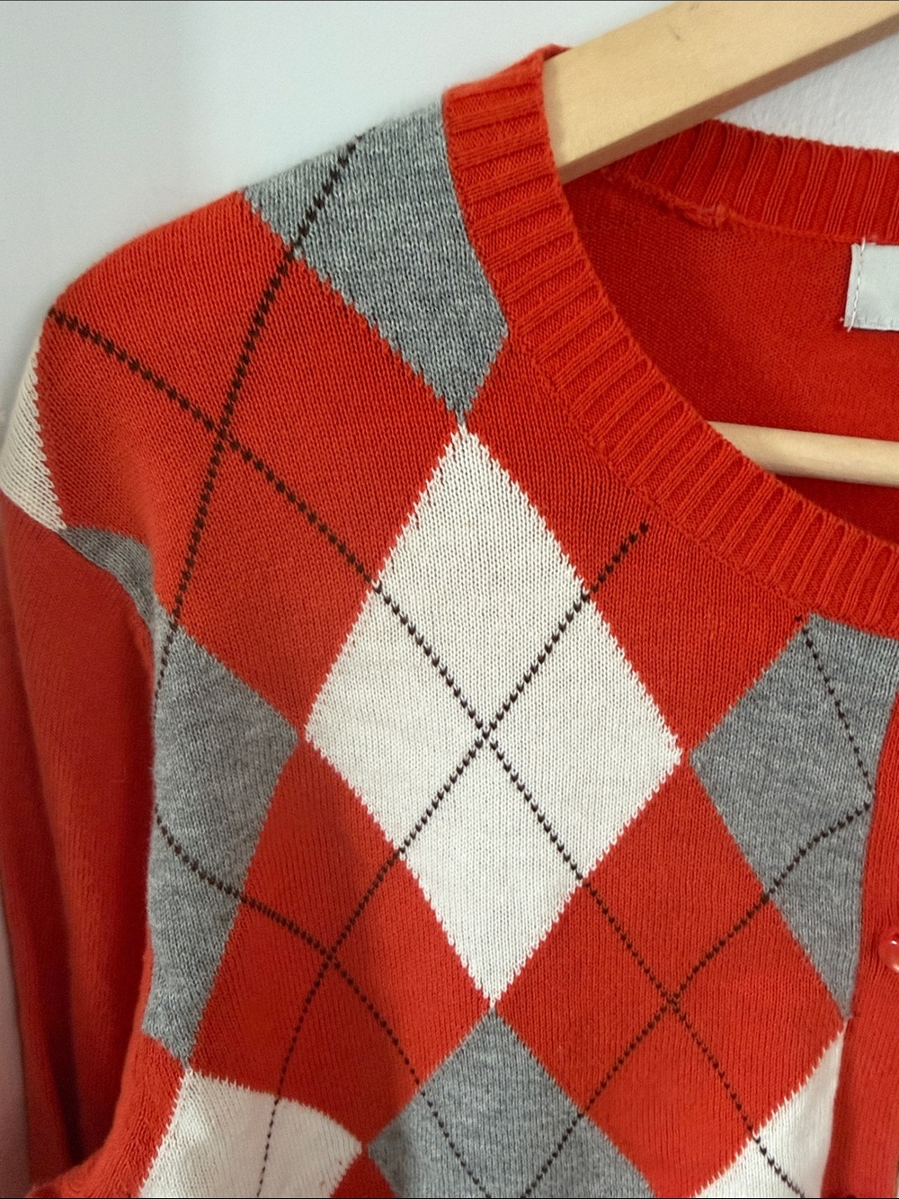 Merona Red Gray and White Argyle Button-Front Cardigan - Picture 4 of 8